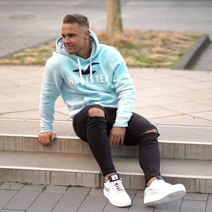 Bandscheibenvorfall? "Love Island"-Tobi klagt über Schmerzen