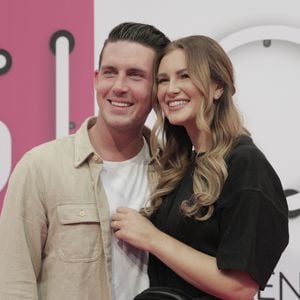 Tobi Wolf hatte Rennunfall: Ehefrau Maren tritt Heimreise an