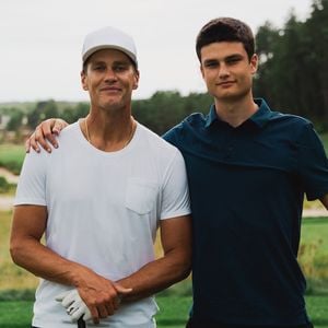Süß: Tom Brady genießt Vater-Sohn-Zeit auf dem Golfplatz
