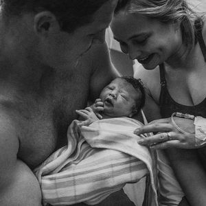 Doch kein Junge! Rugby-Star Tom Burgess wieder Papa geworden