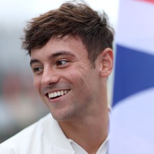 Tom Daley enthüllt intime Hochzeitsfotos mit Ehemann Dustin