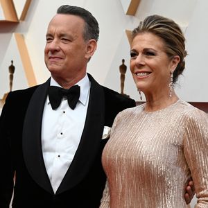 Tom Hanks und seine Frau nach Corona aus Klinik entlassen!