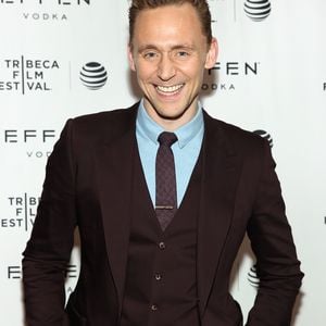 Nur eine Marketing-Strategie? Tom Hiddleston zieht blank!