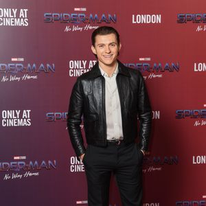 Tom Holland schwärmt von Arbeit mit den anderen Spider-Mans