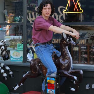 So lustig verbrachte Tom Holland seinen 26. Geburtstag!