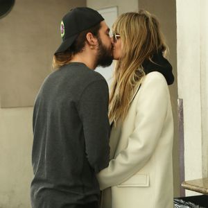 Hier knutschen Tom und Heidi Klum in aller Öffentlichkeit!