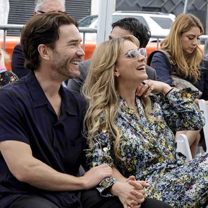 Kaley Cuoco und Tom Pelphrey geben Pärchen-Debüt auf Event