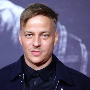 Tom Wlaschiha bei der Premiere von "Moon Knight" im Bode Museum