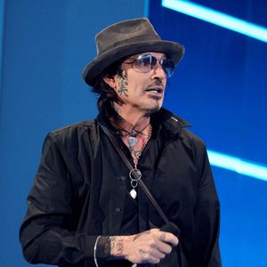 Missbrauch im Helikopter: Schwere Vorwürfe gegen Tommy Lee!