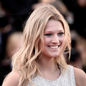 Hoher Model-Besuch: Toni Garrn coacht die GNTM-Mädels!