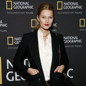 Toni Garrn, Model