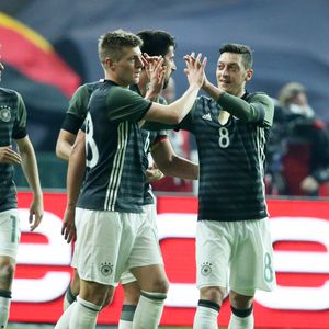 Toni Kroos kritisiert Mesut Özils Rücktrittserklärung scharf