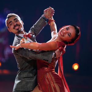 Die erste Zehn! Tony Bauer haut bei "Let's Dance" alle um