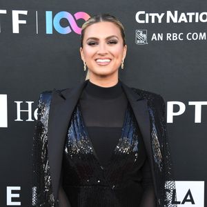 Laut Ehemann: Tori Kelly geht es nach Blutgerinnsel besser