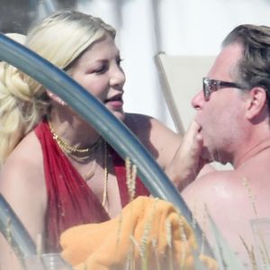 Von wegen Trennung: Tori Spelling und Dean beim Familientrip