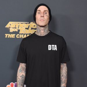 Wieder in Klinik: Blink-182-Travis' Zustand verschlimmert