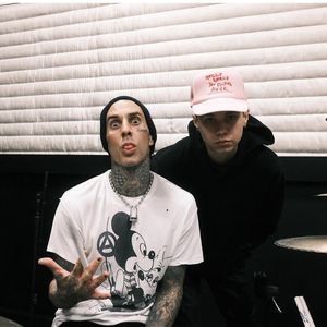 Schon 21: Travis Barker gratuliert seinem Sohn liebevoll