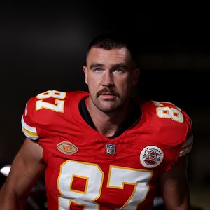 Ohne Taylor: Travis Kelce feiert Geburtstag nur mit Kumpels