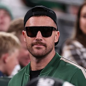 Will Travis Kelce seinen Sohn etwa nach Actionheld benennen?