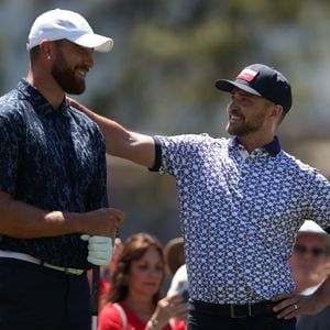 Travis und Jason Kelce feiern mit Justin Timberlake in Vegas