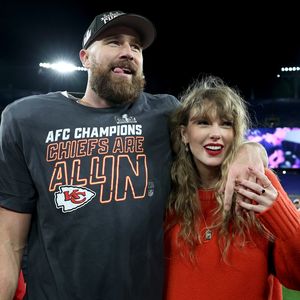 Feiert Taylor Swift mit Travis Comeback bei der Met Gala?