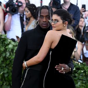 Fremdgeh-Vorwürfe: Jetzt wehrt sich wütender Travis Scott!