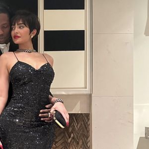 Hier kuschelt Travis Scott Gerüchte um Affäre mit Kylie weg