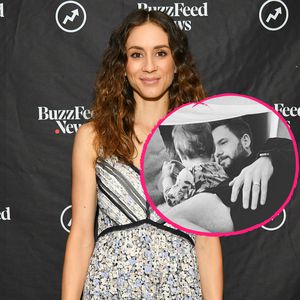 Serienstar Troian Bellisario teilt seltenes Familien-Pic!