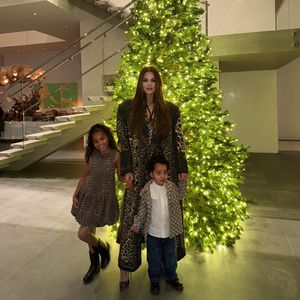 Khloé und ihre Kinder verpassen Kardashian-Weihnachtsfeier
