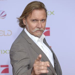 Ingo Lenßen sinnt über den schweren Verlust seiner Eltern