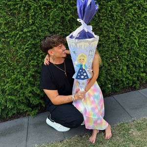 Sechs Jahre geheim gehalten: Twenty4tim hat eine Schwester