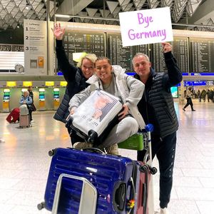 Mama im Gepäck: Twenty4tim ist auf dem Weg in den Dschungel!