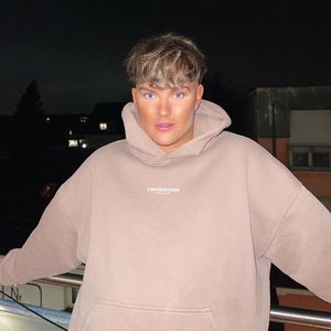 Twenty4tim hatte mal einen flotten Dreier mit zwei Männern!