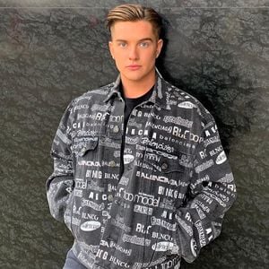 TikTok-Durchstarter: Twenty4tim macht Erfolg sprachlos!