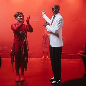 Musikvideodreh: Twenty4tim ist begeistert von Bruce Darnell