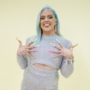 Musikvideo wieder online: Twenty4Tim weiß nicht, was los war