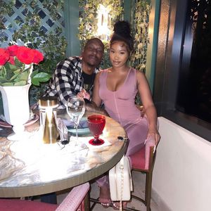 "Mein König": Tyrese Gibson rasiert Freundin im Intimbereich