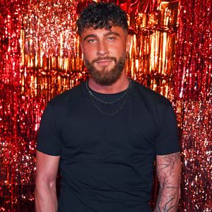 Umut Tekin bei der Premiere von "Die Abrechnung – Der Promi-Showdown" im Festsaal Kreuzberg in Berlin