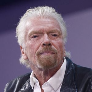 Richard Branson genießt Reise statt mit Frau (†) mit Kids