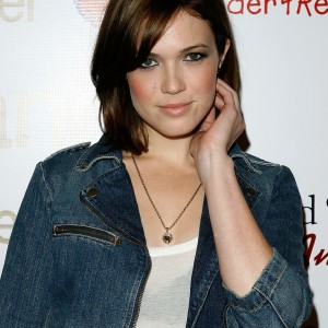 Mandy Moore im zauberhaften Oscar-Outfit