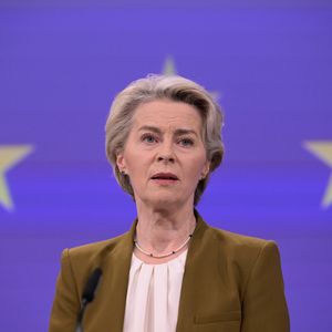 Passagier in Not: Ursula von der Leyen leistete erste Hilfe