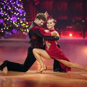 Jubel bei "Let's Dance": Nazan Eckes beeindruckt die Jury