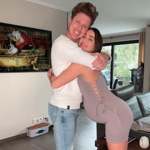 Renata und Valentin Lusin geben Einblicke in ihr Baby-Glück