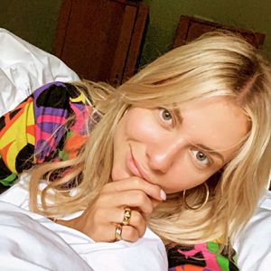 Valentina Pahde teilt ungeschminktes Selfie aus dem Bett