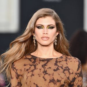 Victoria's Secret stellt sein erstes Transgendermodel ein!