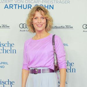 Valerie Niehaus in "sozialkritischer Geschichte"