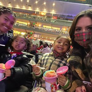 Süß! Vanessa Bryant genießt Weihnachtszeit mit ihren Kids