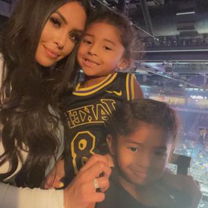 Rührend: Bryant-Töchter ehren Kobe und Gigi bei NBA-Spiel