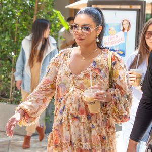 So schön schwanger: Vanessa Hudgens zeigt ihren Babybauch