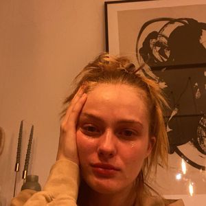 "Ich kann nicht mehr": Model Vanessa Tamkan weint im Netz
